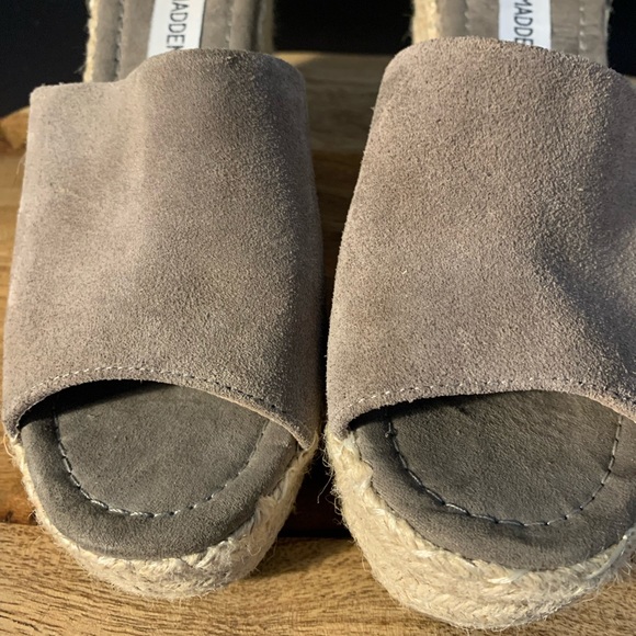 SOLD: Steve Madden Platform Suede Wedges, 7.5 - Picture 8 of 9